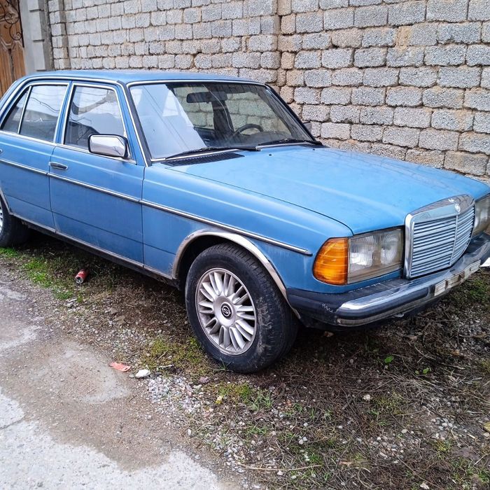 Мерседес 123 срочно сотилади
