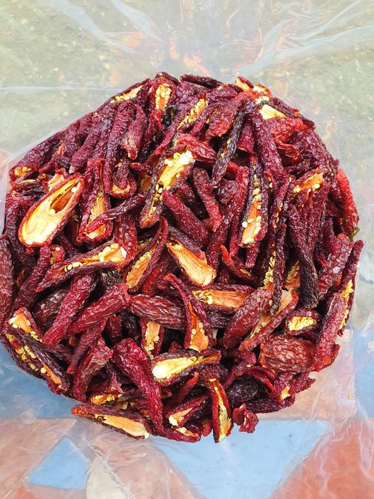 Ardei iute deshidratat ( Habanero, Jalapeno, Thai Chilli ))