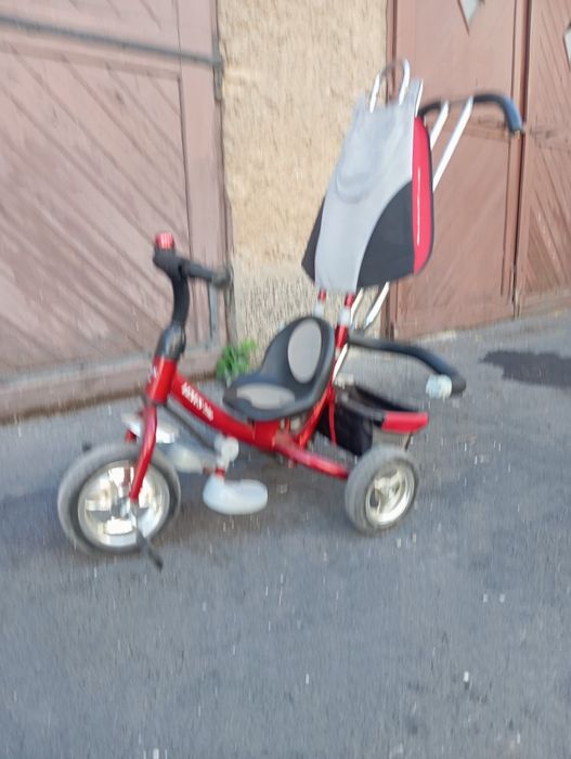 Триколка lexus червена