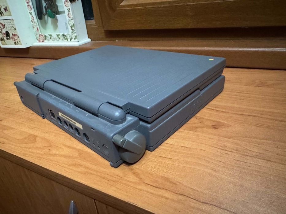 Apple Macintosh PowerBook 140