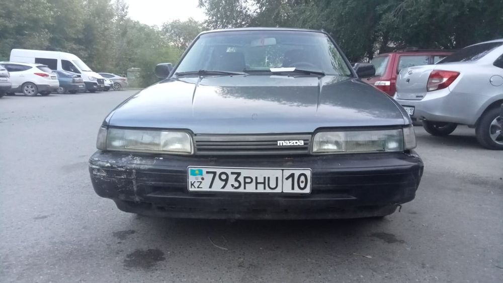 Срочно продам Мазду 626