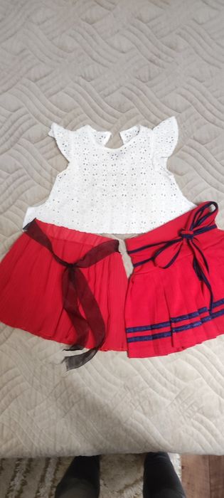 Отдам вещи на девочку 2-3,года