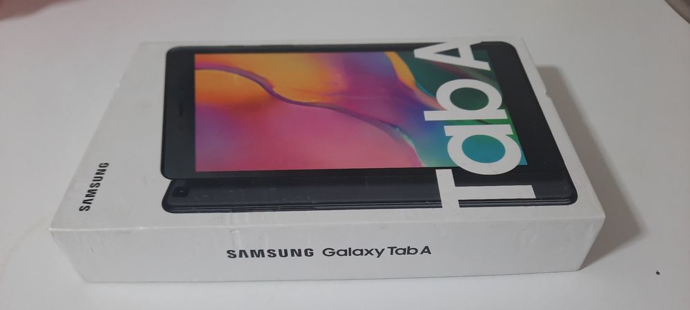 Планшет  Samsung Galaxy Tab A