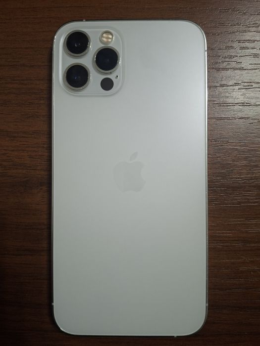 Смартфон IPhone 12 Pro