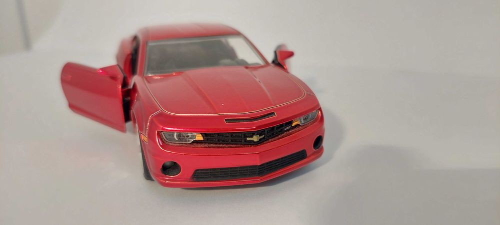 Macheta CHEVROLET CAMARO SS - JADA - Scala 1/32 - absolut noua !