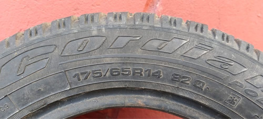 Продам зимние резины