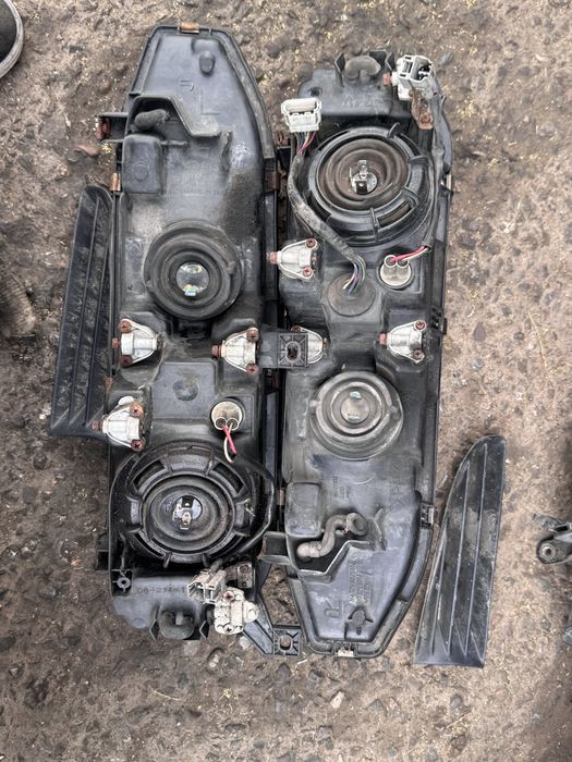 Фары на Mitsubishi галант7