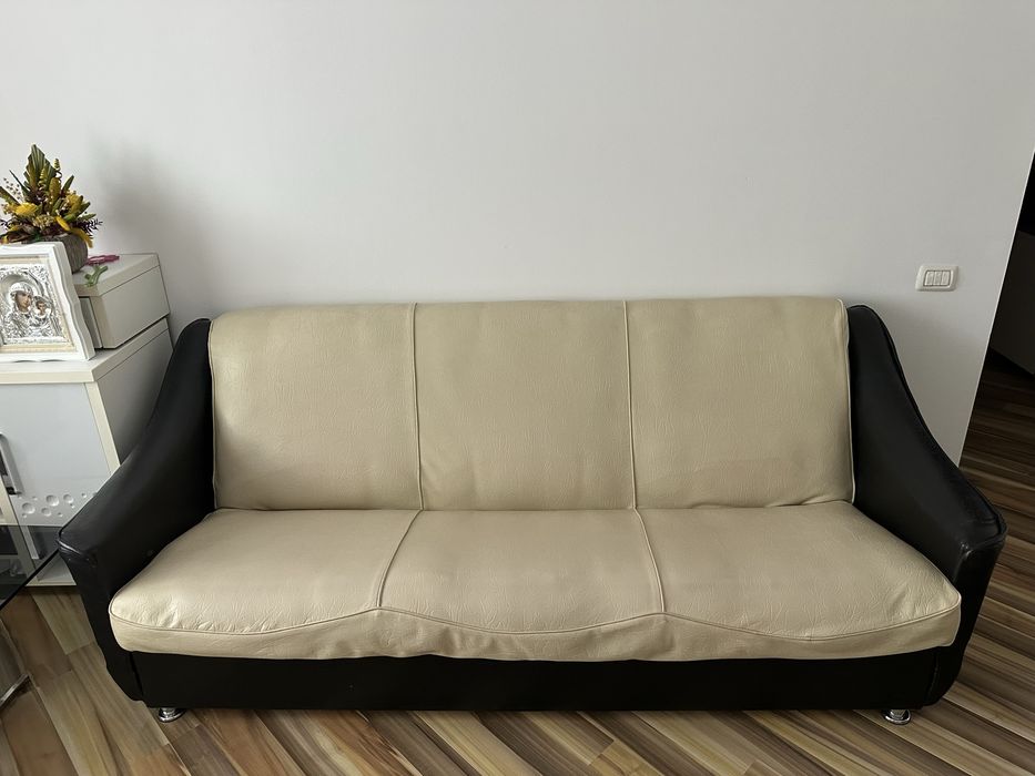 Canapele living stare excelenta