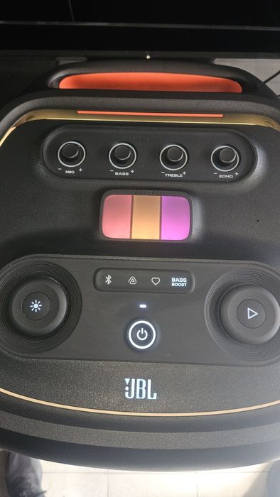 JBL Partybox ULTIMATE- Отлична!!!