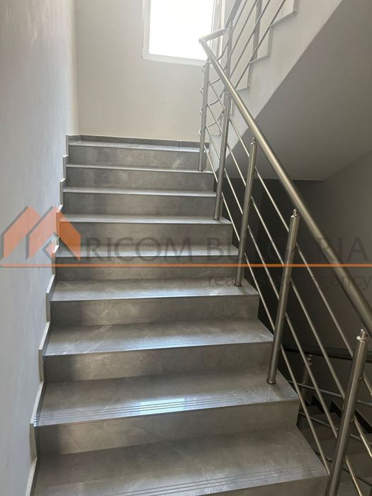 Продава се Двустаен апартамент в Варна, Възраждане 1 - 77 кв.м за 1739 €/кв.м - Снимка #3