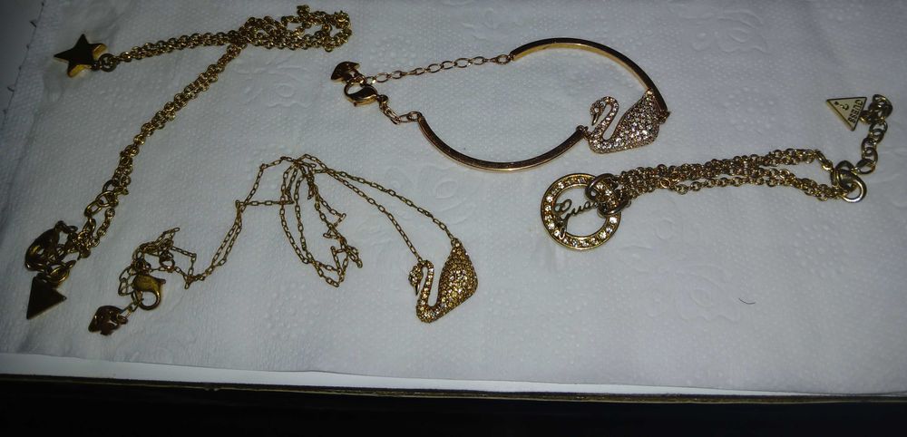 Bijuterii Swarovski/Guess