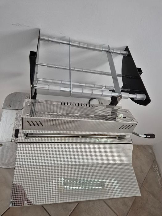 Aparat de sigilare pungi