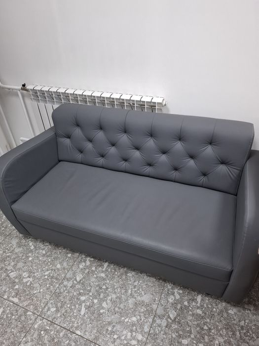 Продам офисный диван