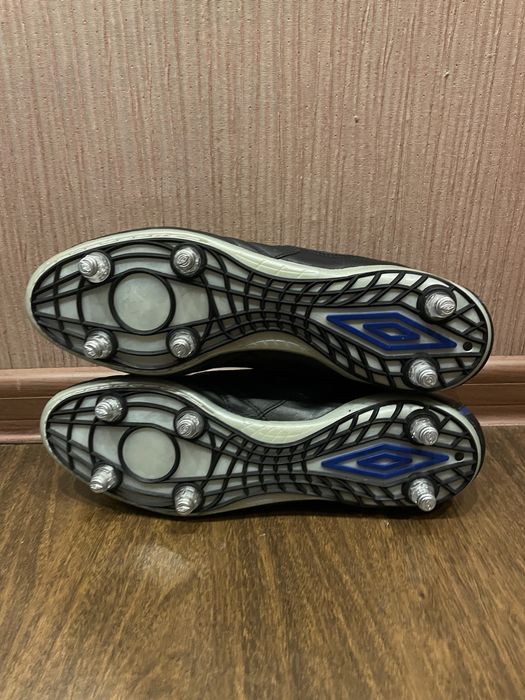 Футбольные бутсы