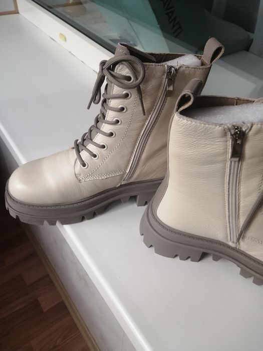 Продам кожанные зимние сапоги