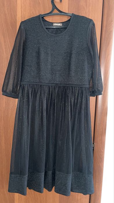 Платье праздничное