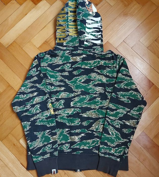 A Bathing Ape Rare Gold Funthera Militia Green&Black Camo Tiger Shark
