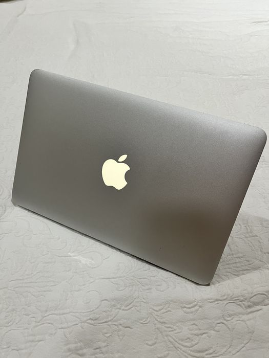 MacBook Air 11’6, 1тб