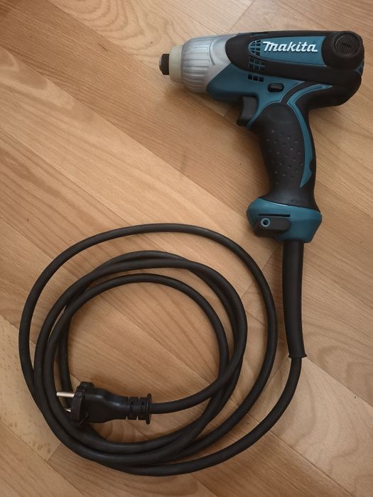 Ударный шуруповёрт Makita TD0101F