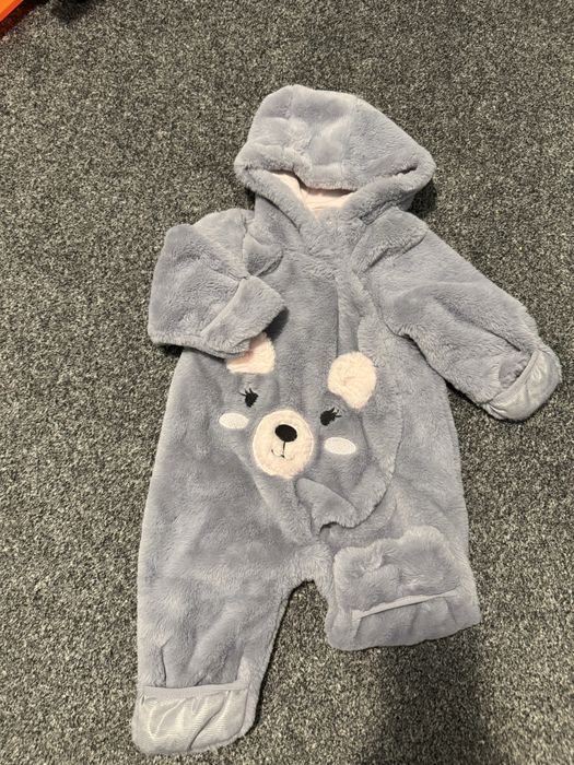 Пухкав космонавт