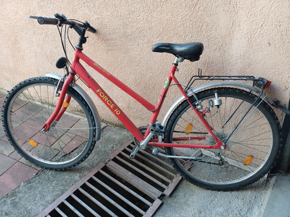Vând bicicletă 18 viteze