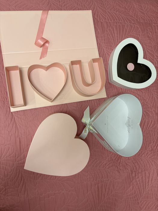 Упаковка, коробка для десертов