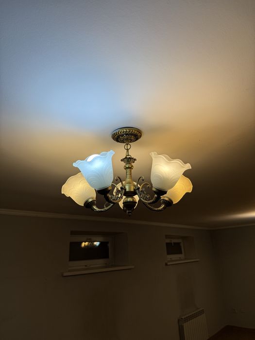 Люстра, одноэтажная