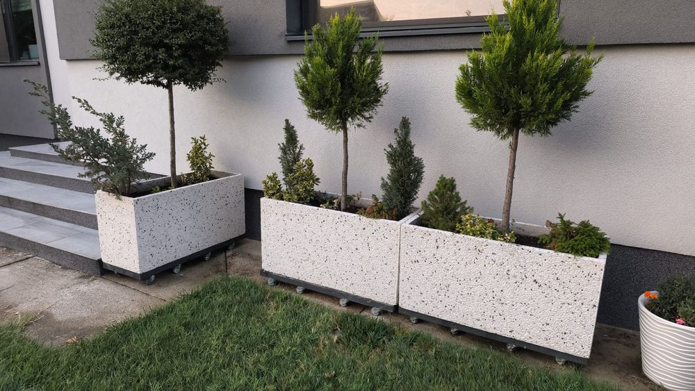 Jardiniere ghivece  mozaic