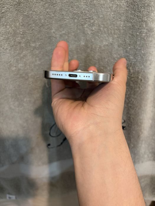 Iphone 15 pro 512 gb esim  продам или обмен