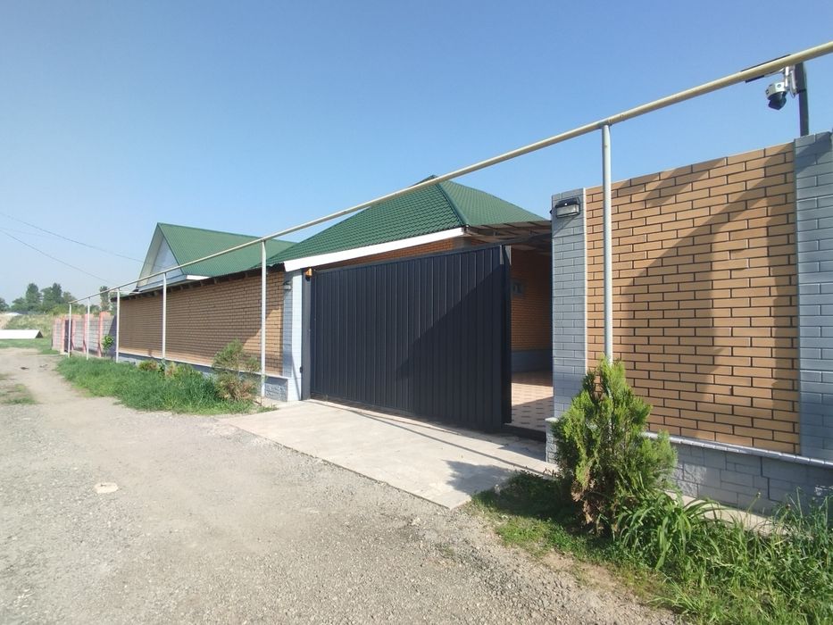 Продам дом в поселке Долан