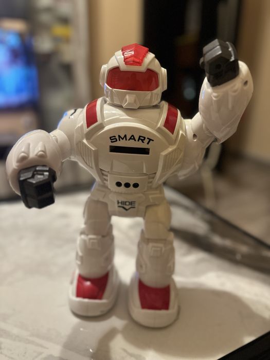 Интерактивен Музикален робот