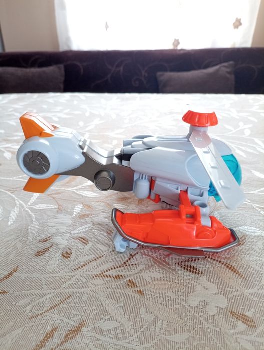 Детски робот-хеликоптер