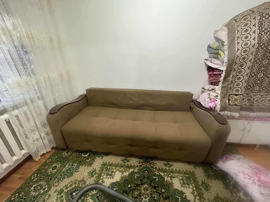 Диваны 2 штуки состояние