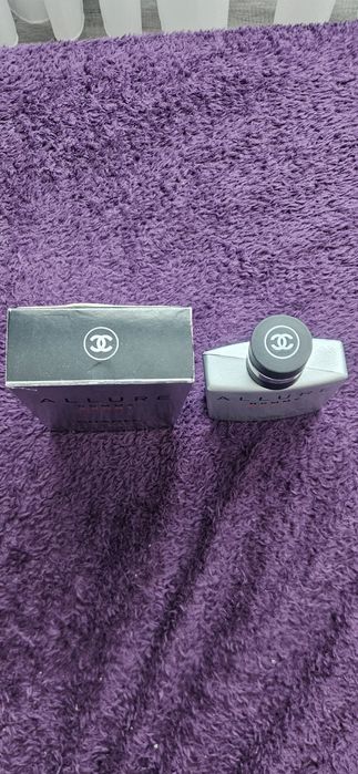 Vând parfum chanel