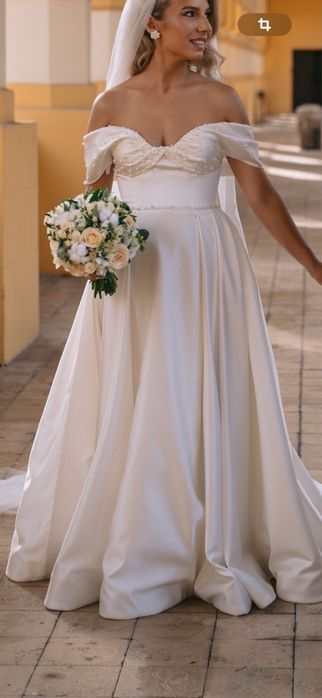 Vand rochie de mireasa A line