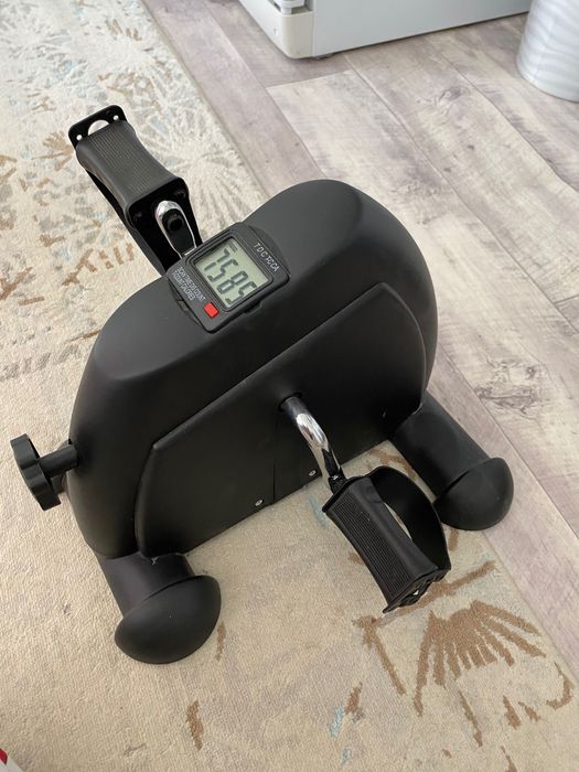 Велотренажер, матрас противопролежневый