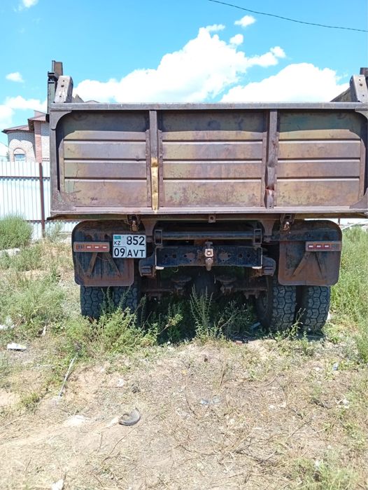 Продаю  Зил на ходу