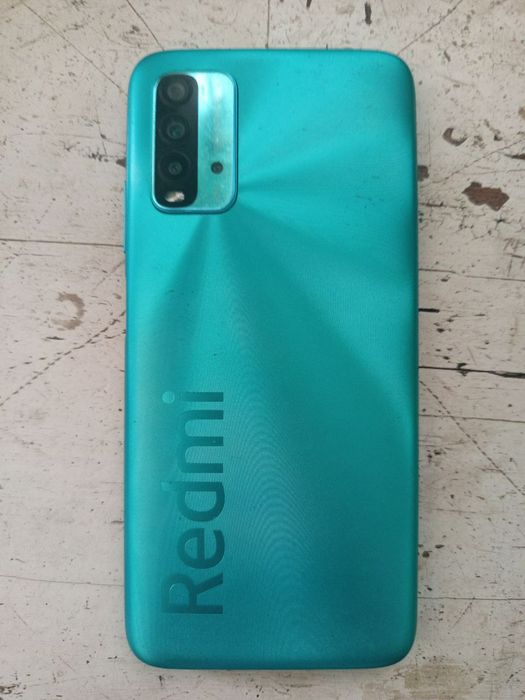 750.000 ming Redmi 9T 4/128  batareyka 6000