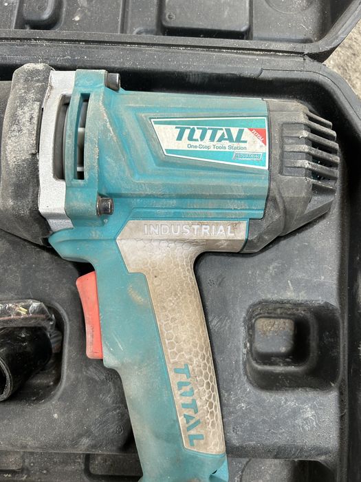 Гайковерт Тотал