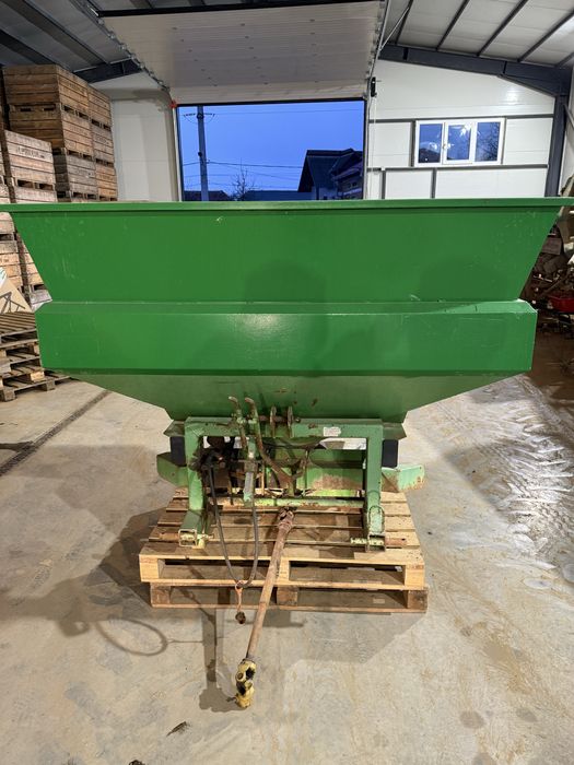 Imprastietoare ingrasaminte Rotina