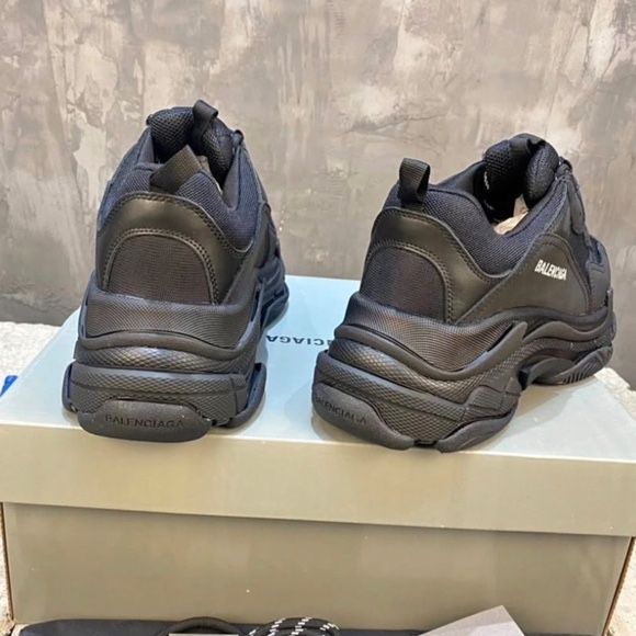 Balenciaga Triple S, calitate premium, full black
