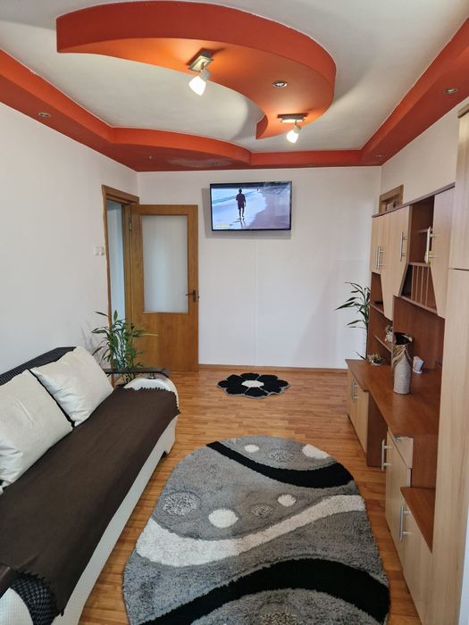 Apartamentu 2 camere de închiriat