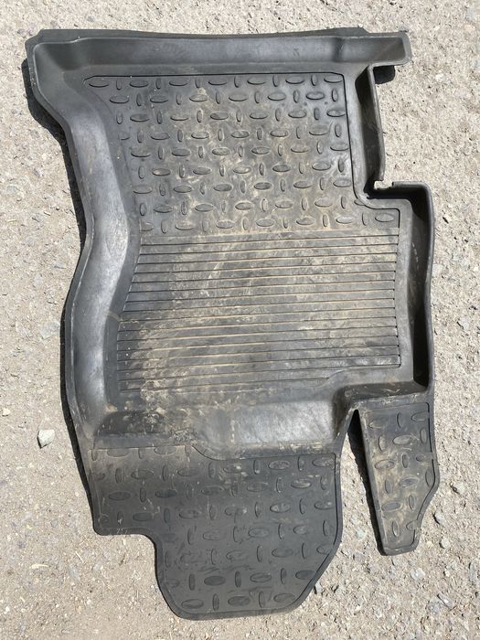 Полики в Subaru XV, Impreza