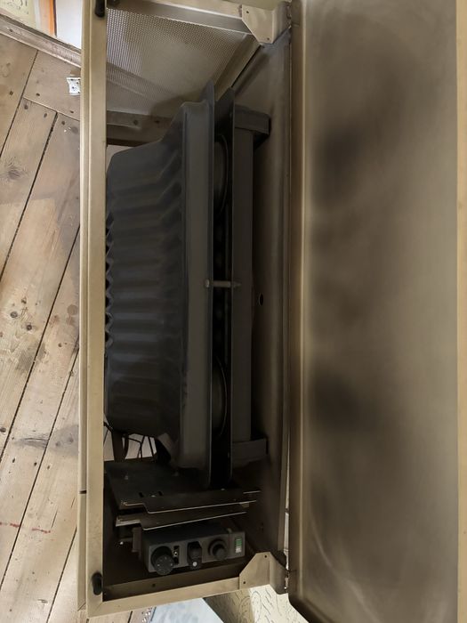 Vand Convector pe gaz