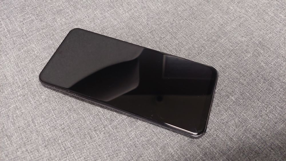 GSM ZTE Axon 20 Черен Цвят