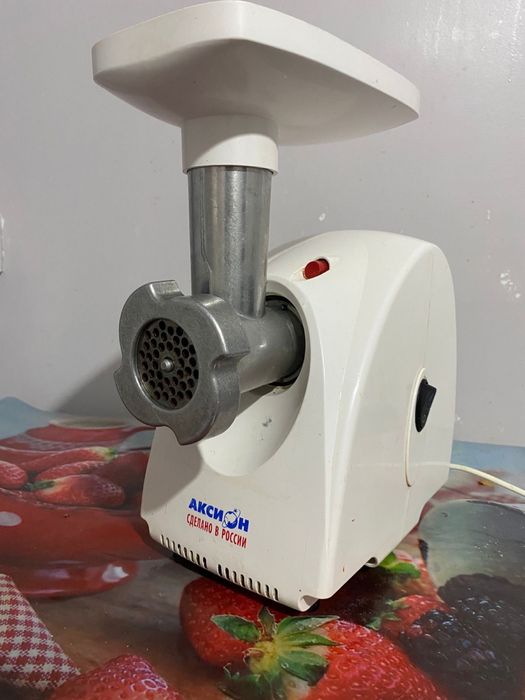 Продам мясорубку