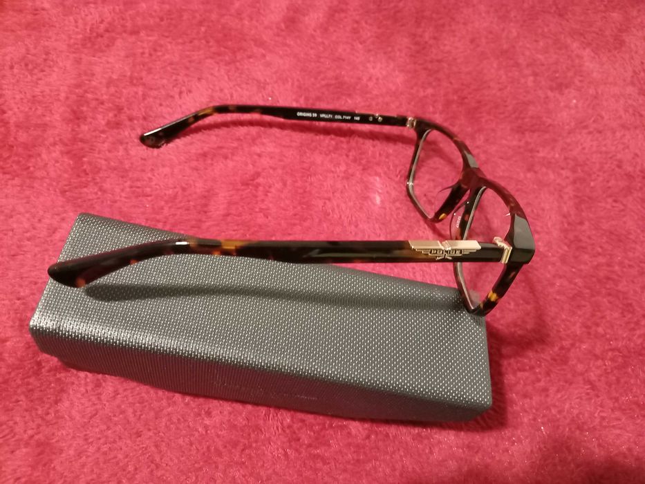 Rame  ochelari  vedere  barbati  originale , marca  POLICE - Noi