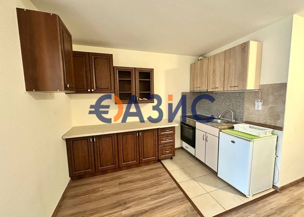 Продава се Едностаен апартамент в Несебър - 56 кв.м за 683 €/кв.м - Снимка #9