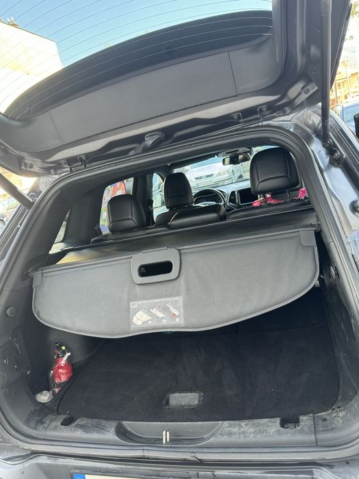 Jeep Cherokee Night Eagle