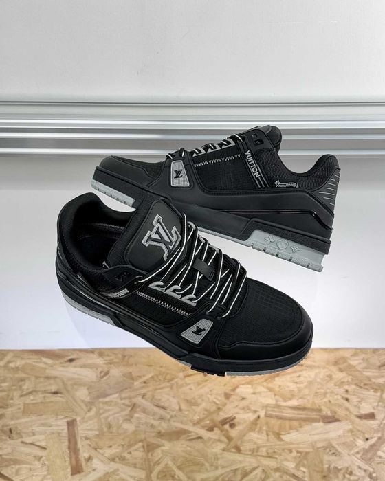 Adidasi Louis Vuitton Trainer Premium